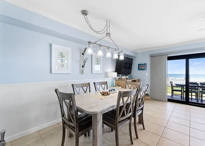 Salty Feet Retreat - Ocean Breeze East - 3 Br *