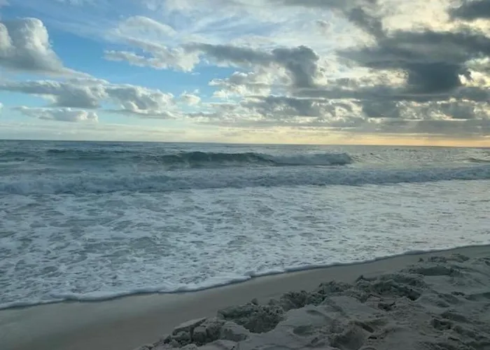Apartment Salty Feet Retreat - Ocean Breeze East - 3 Br Pensacola